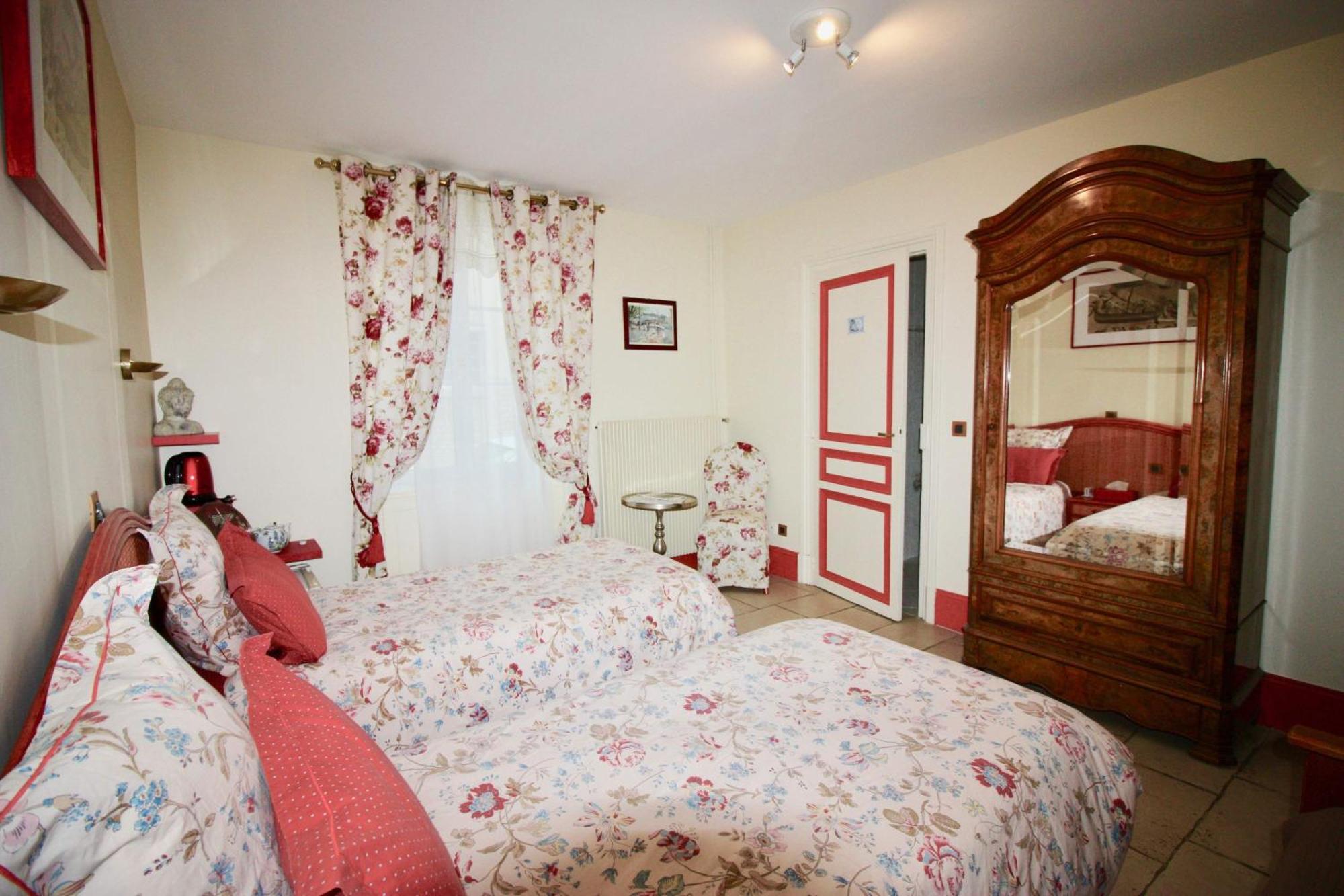 Aggarthi Bed And Breakfast Bayeux Zimmer foto