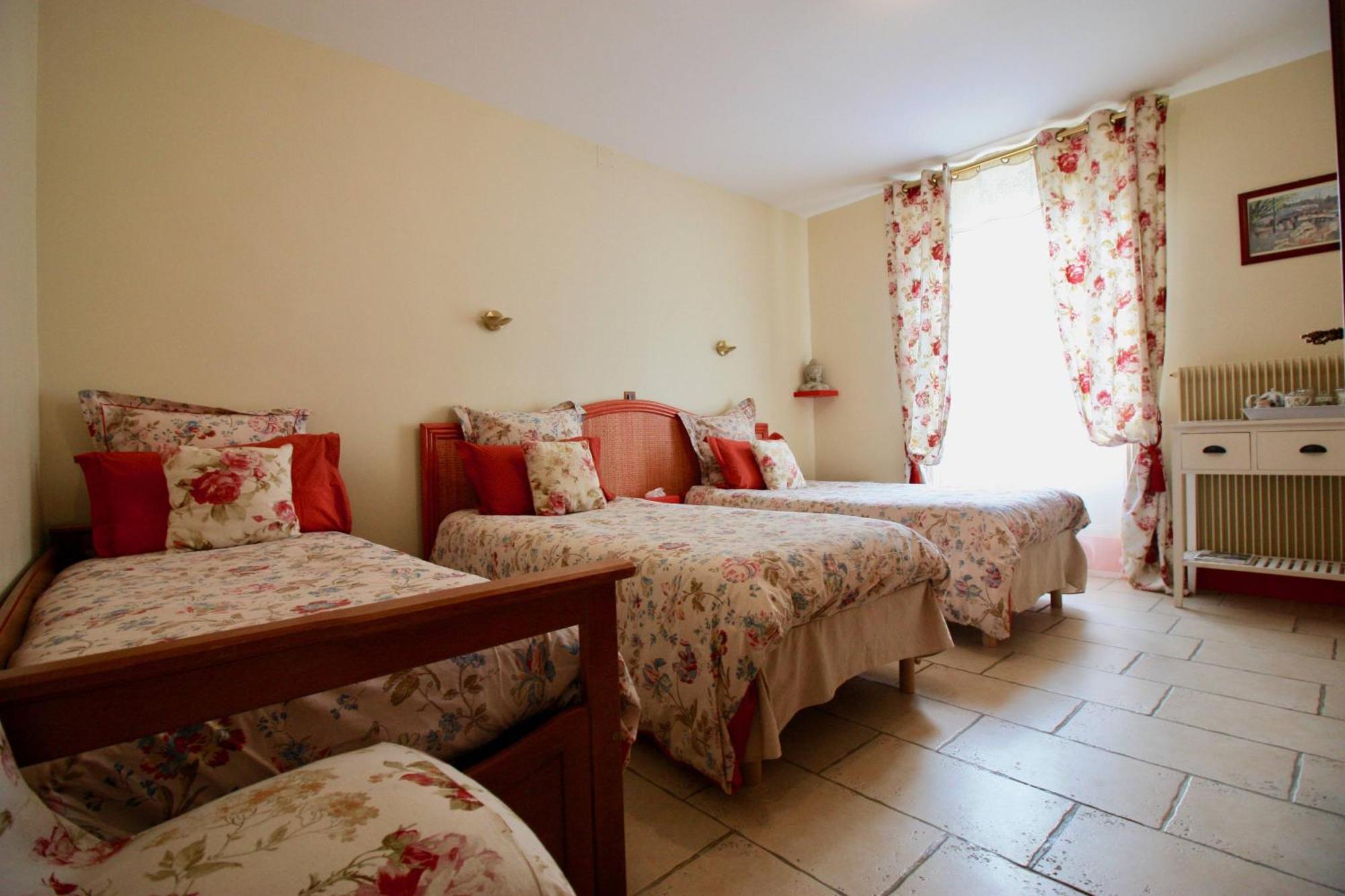 Aggarthi Bed And Breakfast Bayeux Zimmer foto