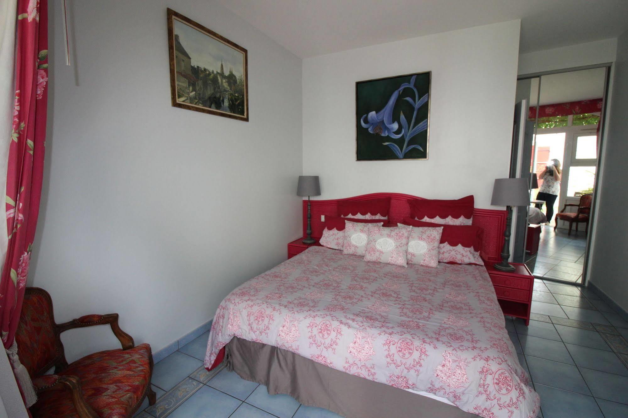 Aggarthi Bed And Breakfast Bayeux Exterior foto